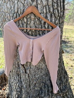 ⭐️Dynamic Crop Top in size OS